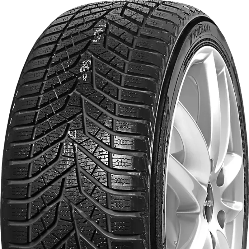 Yokohama BluEarth Winter V905 215/80 R15 102 T
